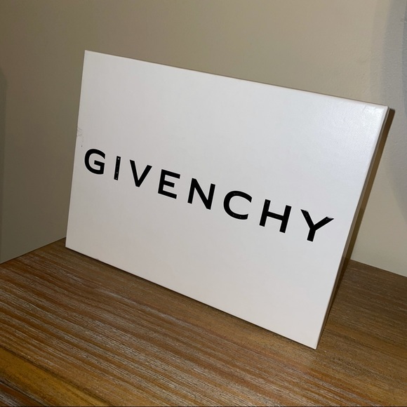 NIB Givenchy Urban Street Calf Leather Logo Slip-On Sneaker! - Picture 13 of 13